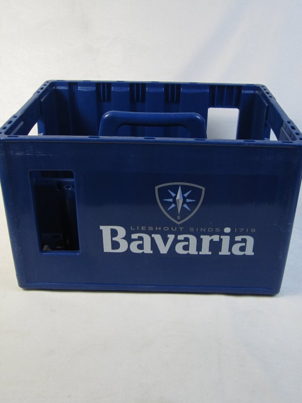 Bavaria Beer Crate Dutch Blue Hard Plastic - Ds Smith - 2019